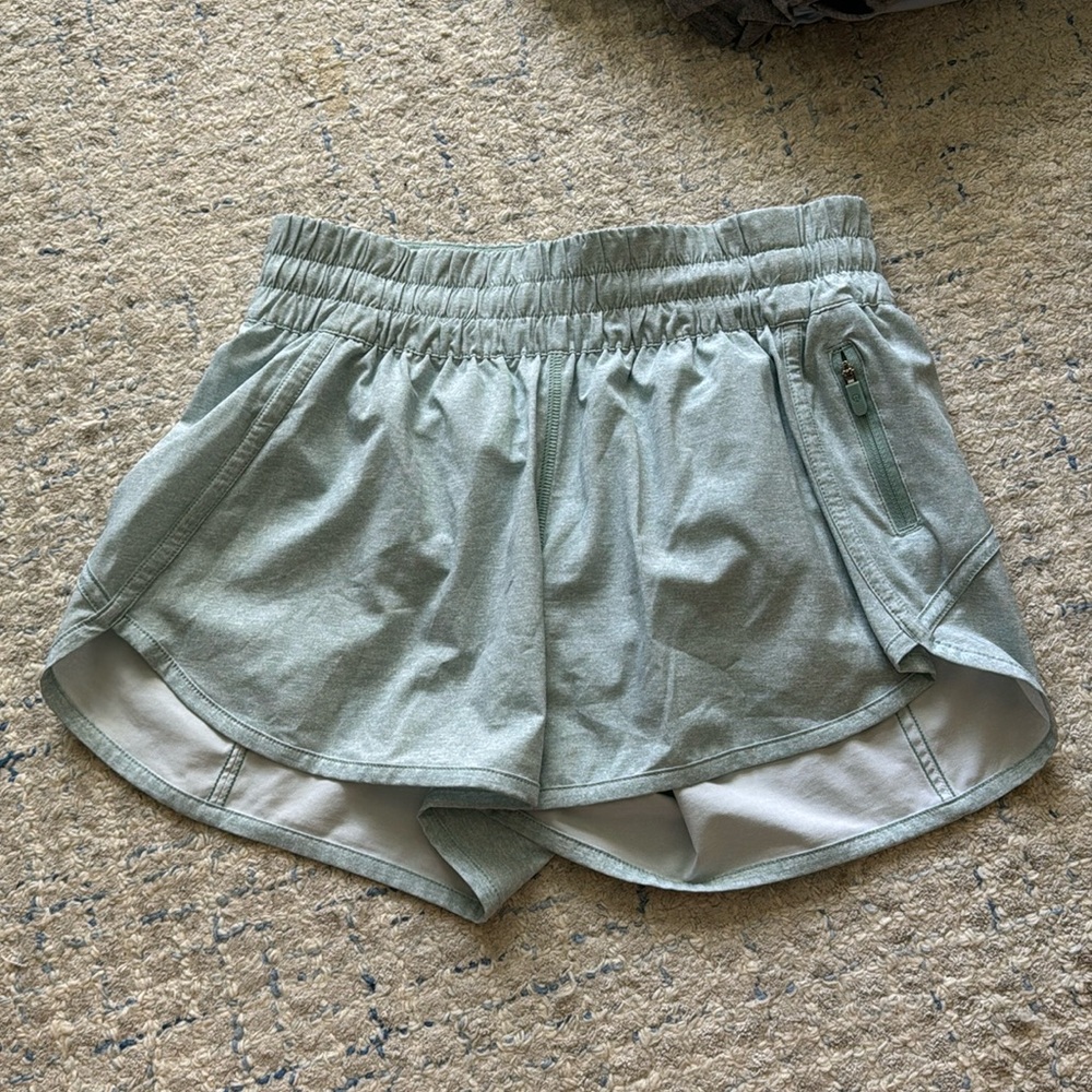 Lululemon Tracker Shorts 4”